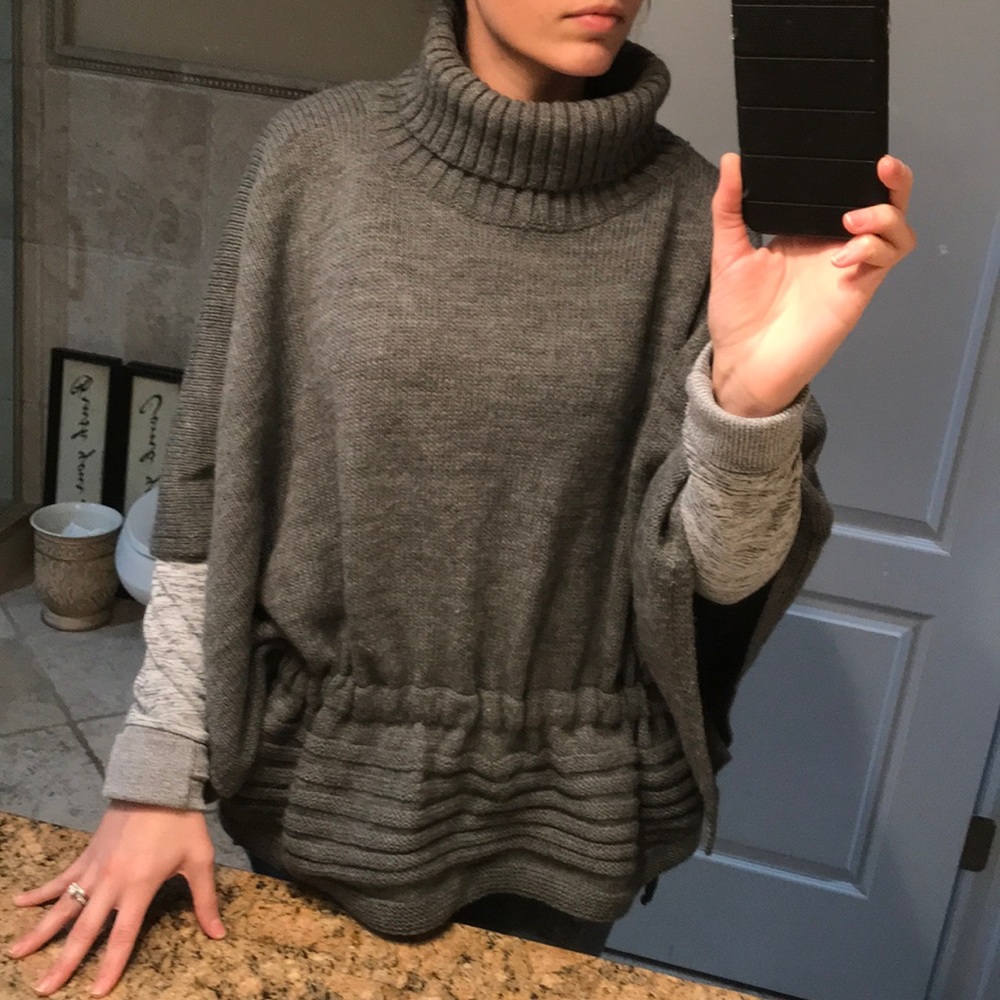 Nordstrom gray poncho/cape